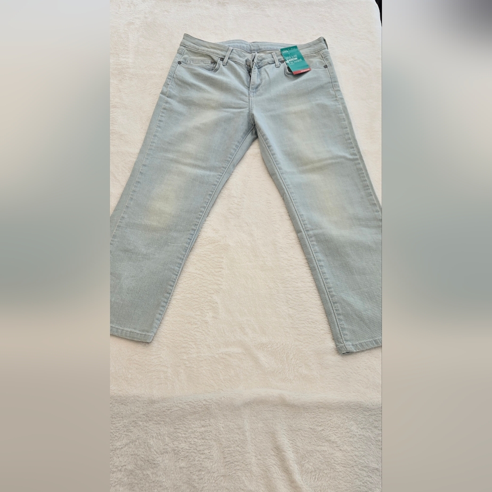 NWT M&S Light Wash Cropped Jeans Low Rise Size UK 12 (US 8) - Picture 4 of 11
